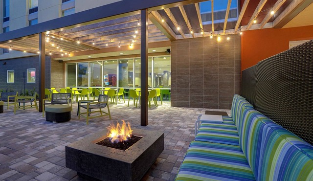 Home2 Suites by Hilton Lakewood Ranch