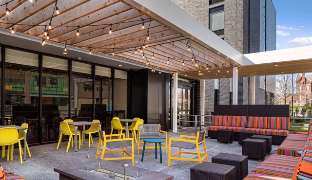 Home2 Suites by Hilton Des Moines at Drake University