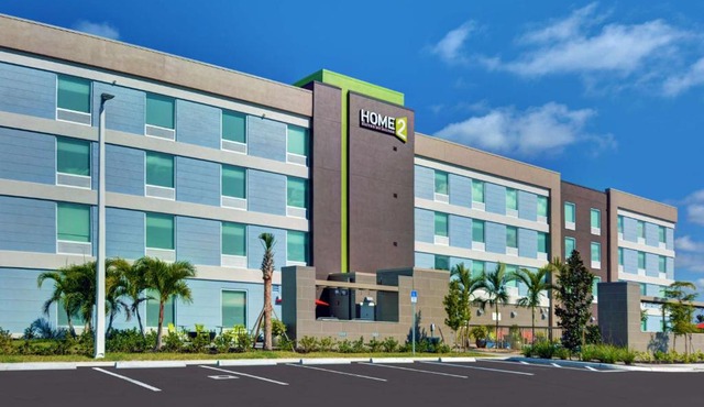 Home2 Suites by Hilton Fort Myers Colonial Blvd
