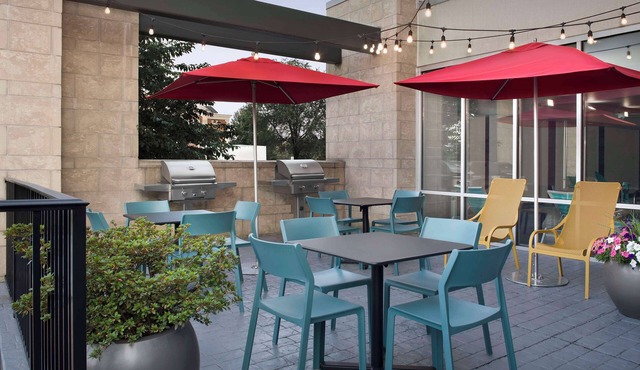 Home2 Suites by Hilton Greensboro Airport, NC