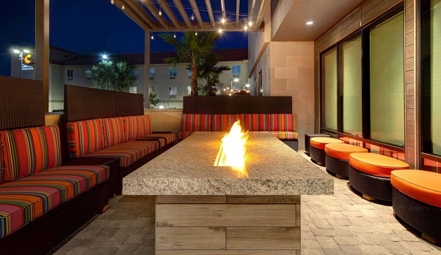 Home2 Suites By Hilton Las Vegas North