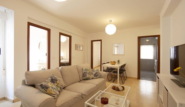 HOMEABOUT LA MERCED APARTMENT 34 (2BR 1BT)