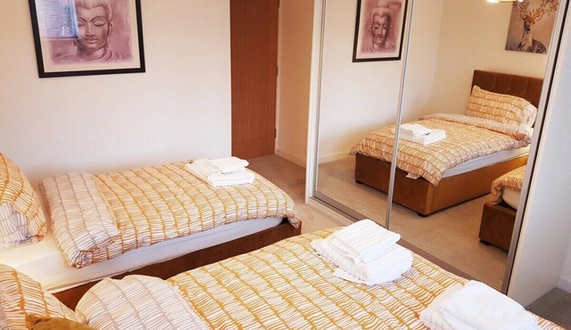 Homebird Property - Epsom Apartment