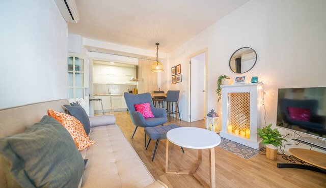 HomeHolidaysRentals Plume - Costa Barcelona