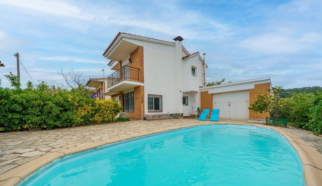 HomeHolidaysRentals - Zuri