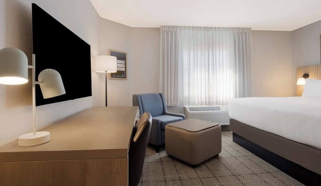 Homelike Extended Stays! Pet-friendly Accommodation with Full Kitchen