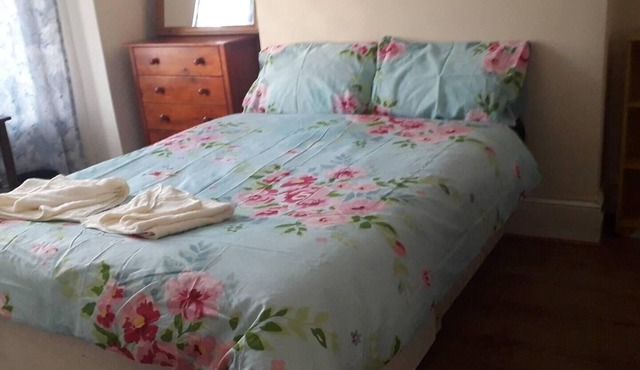 Homely 4-bed House in Manchester