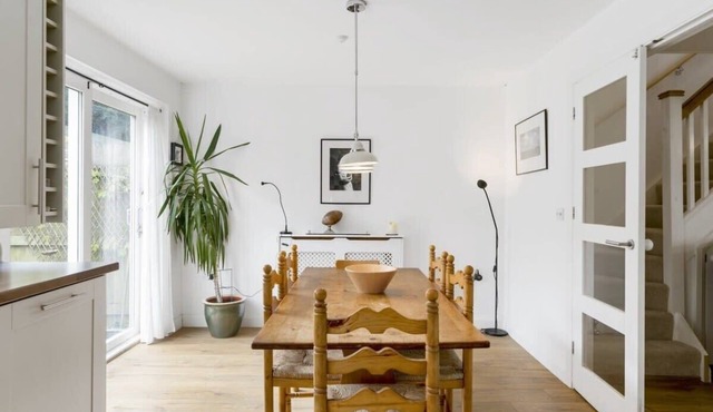 Homely Cottage & Garden nr Fowey, Private Parking