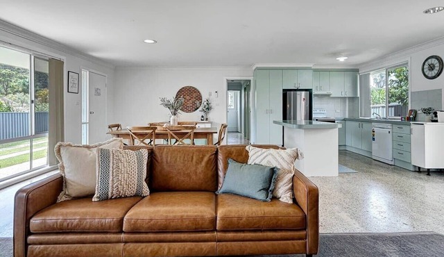 Homely Maloneys Beach 3-Bed with Large Backyard