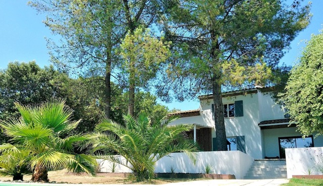 Homerez - Villa for 12 ppl. with swimming-pool at Saint-Bauzille-de-Montmel