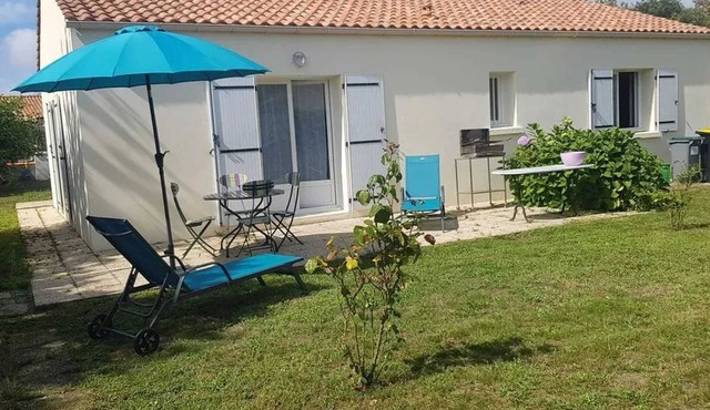 Homerez - House in Saint-Hilaire-de-Chaléons