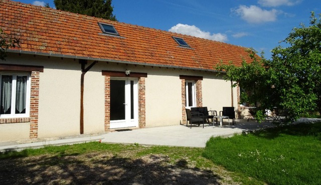 Homerez - House for 4 ppl. with garden and terrace at Bérengeville-la-campagne