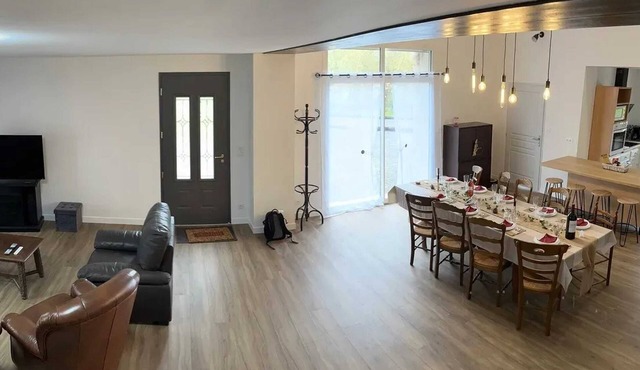 Homerez - House in Saint-Maurice-la-Clouère