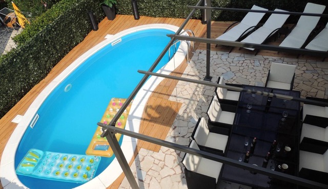 Homerez - 100 m away from the beach! Big villa with swimming-pool and jacuzzi