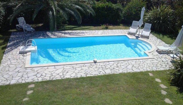 Homerez - 200 m away from the beach! Nice villa for 6 ppl. with swimming-pool