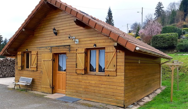 Homerez - Amazing chalet for 6 ppl. with terrace at Fresse-sur-Moselle
