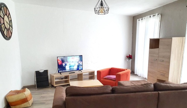 Homerez - Amazing appartement 5 km away from the beach for 8 ppl. at Perpignan