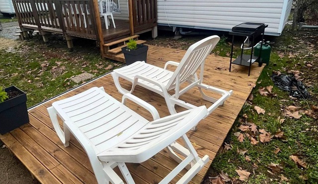 Homerez - Amazing bungalow for 8 ppl. with shared pool and terrace at Onzain