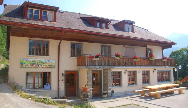 Homerez - Amazing house for 19 ppl. with terrace at Haut-Intyamon