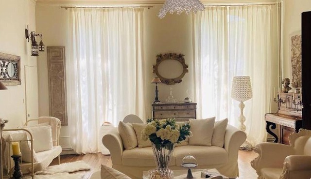 Homerez - Amazing house for 15 ppl. with sauna, jacuzzi, spa and garden at Niort