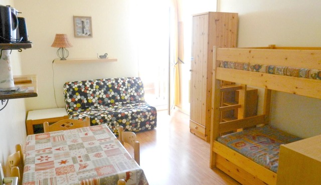 Homerez - Amazing studio 1 km away from the slopes for 4 ppl. with shared pool