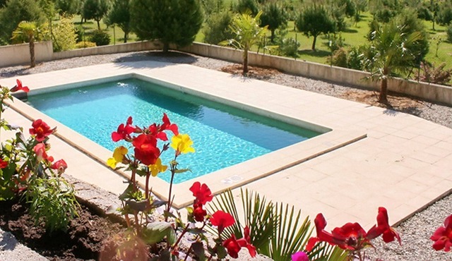 Homerez - Amazing villa for 6 ppl. with swimming-pool at Mormoiron