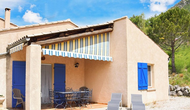 Homerez - Apartment in La Roche-sur-le-Buis