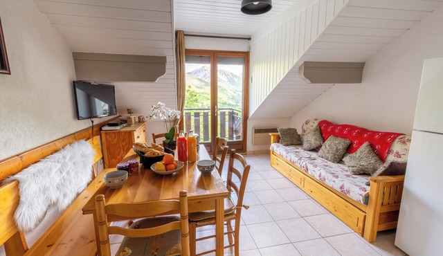 Homerez - Apartment in Saint-Sorlin