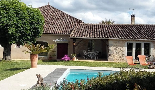 Homerez - Apartment in Castéra-Lectourois