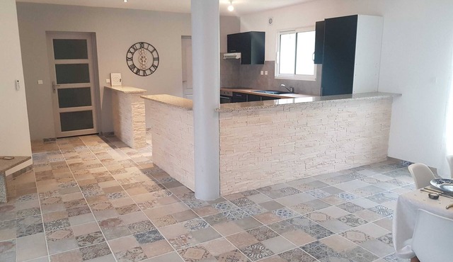 Homerez - Apartment in Clermont-Dessous