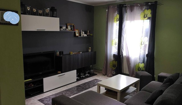 Homerez - Apartment Barbastro, parking