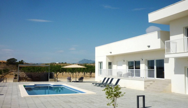 Homerez - Appartement for 4 ppl. with shared pool and terrace at Macisvenda