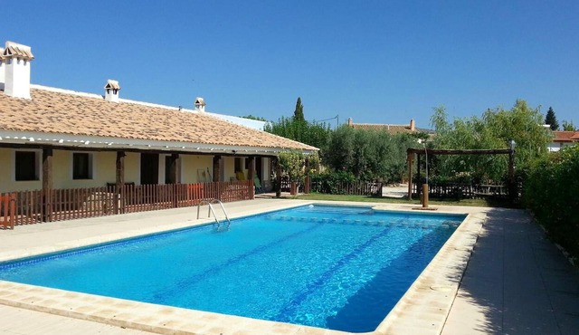 Homerez - Appartement for 4 ppl. with shared pool and jacuzzi at Noguericas