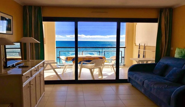 Homerez - Apt Cannes with Shared Pool