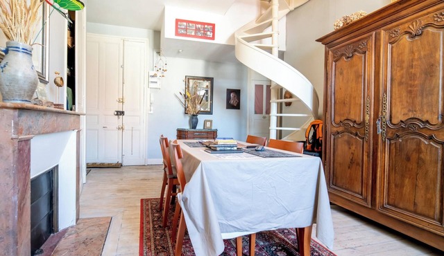 Homerez - Apt. central Saumur, city view