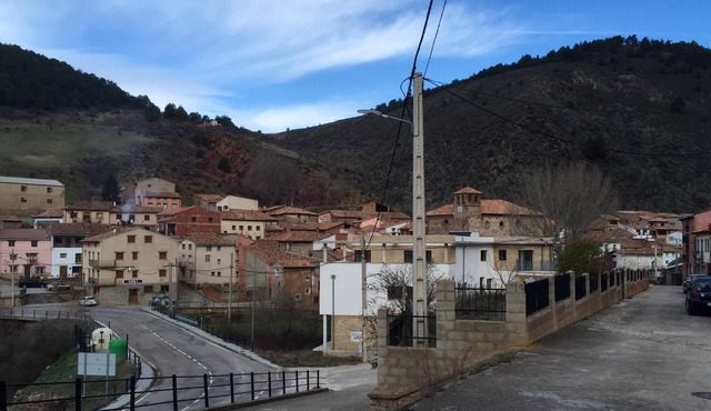 Homerez - Big house for 9 ppl. at Noguera de Albarracín