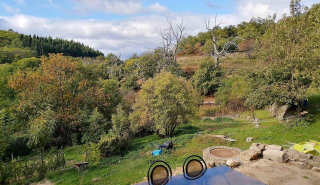 Homerez - Beautiful house for 6 ppl. with terrace at Saint-Andéol-de-Vals