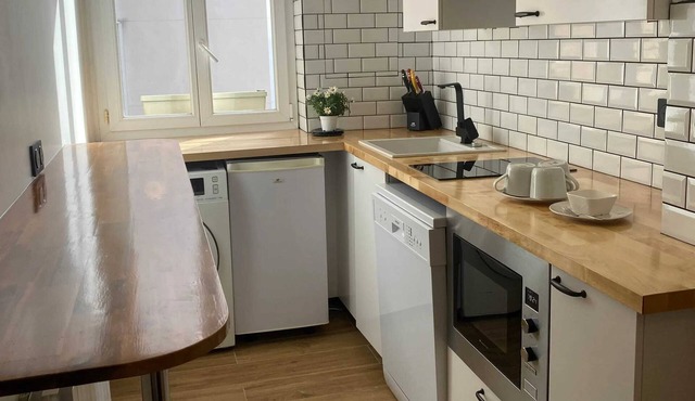 Homerez - Beautiful apartement for 4 ppl. at Issy-les-Moulineaux