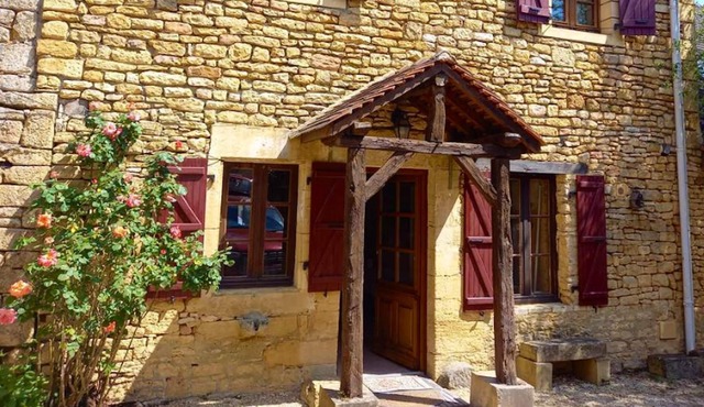 Homerez - Beautiful house for 4 ppl. with garden and terrace at Prats-de-Carlux
