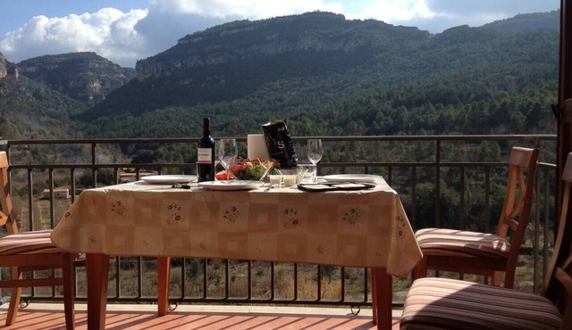 Homerez - Beautiful appartement for 4 ppl. with terrace at Capafonts