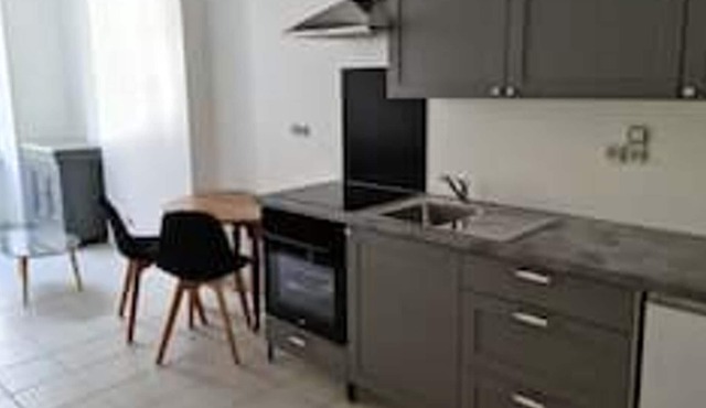 Homerez - Beautiful appartement for 3 ppl. at Beaugency
