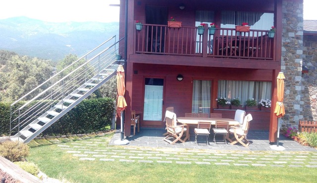 Homerez - Beautiful appartement for 6 ppl. with garden and balcony at Lleida