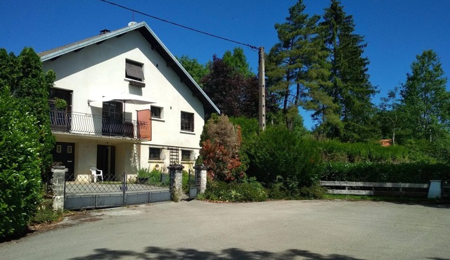 Homerez - Beautiful appartement for 5 ppl. with terrace at Pont-du-Navoy