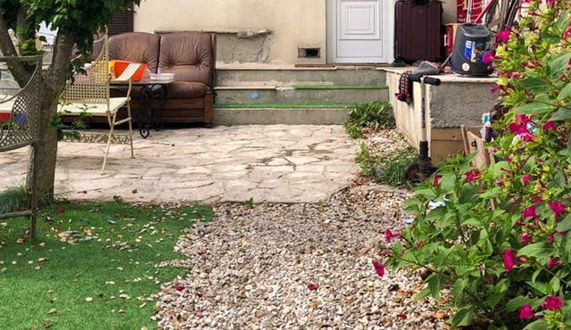 Homerez - Beautiful studio for 3 ppl. with terrace at Villejuif