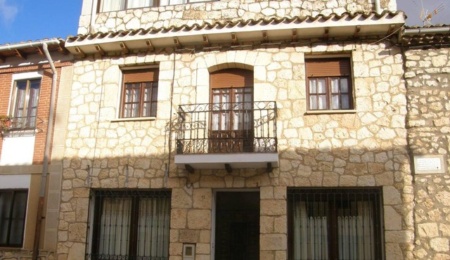 Homerez - Big house for 10 ppl. with terrace and balcony at Baños de Valdearados
