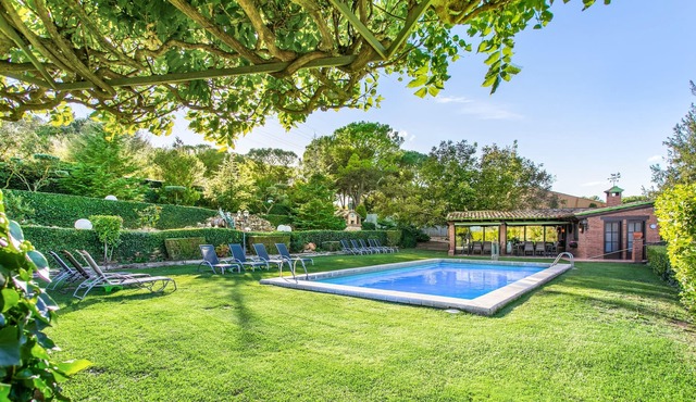 Homerez - Big villa for 12 ppl. with swimming-pool at Capellades - Barcelona