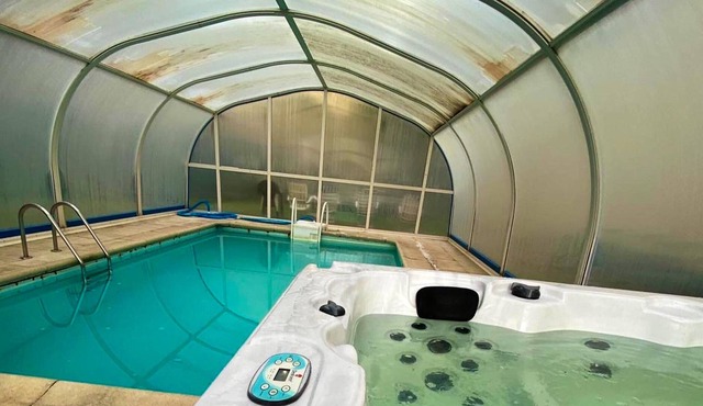 Homerez - Big villa for 14 ppl. with swimming-pool, jacuzzi, garden and terrace