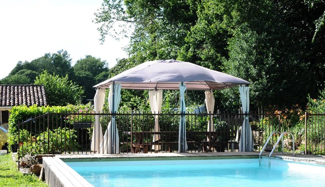 Homerez - Big villa for 12 ppl. with swimming-pool at Sousceyrac En Quercy