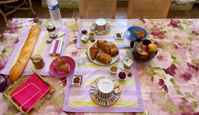 Homerez - Big house for 10 ppl. with terrace at Château-Thierry