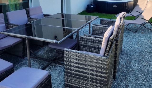 Homerez - Big house for 9 ppl. with jacuzzi and terrace at Saint-Mard